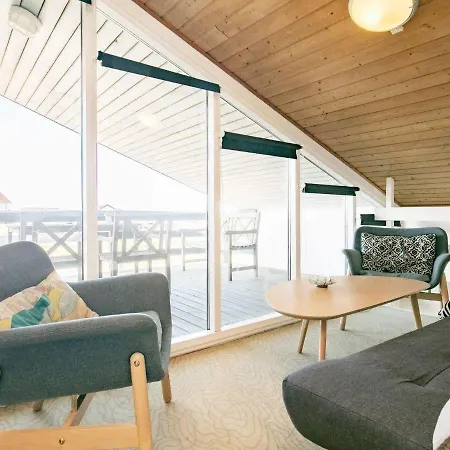 10 Person Holiday In Thisted *